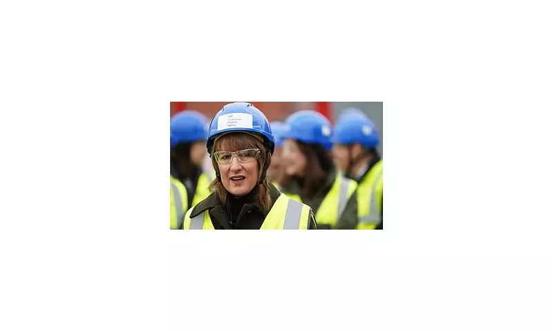 UK Unemployment Holds at 5.1% as Wage Growth Eases, ONS Reports