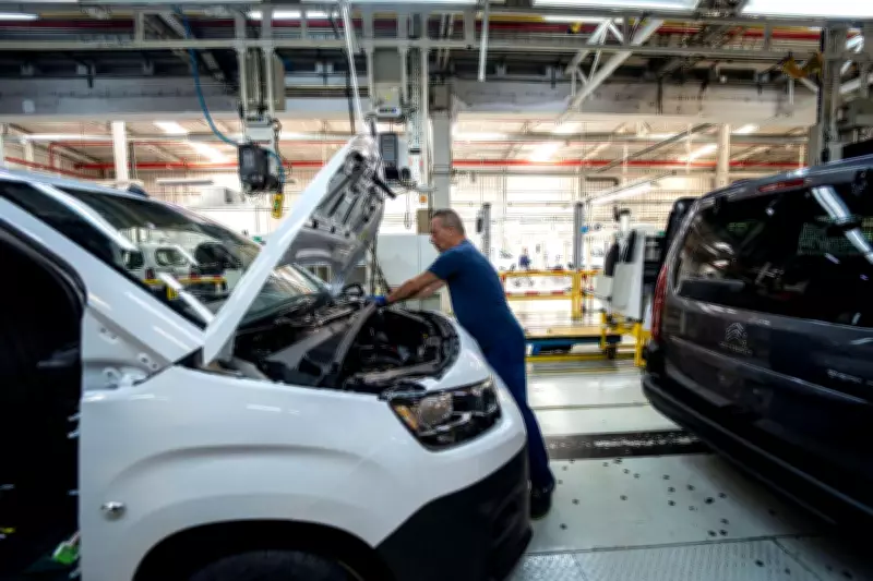 UK Vehicle Production Plummets 15% in 2025 Amid Manufacturing Crisis