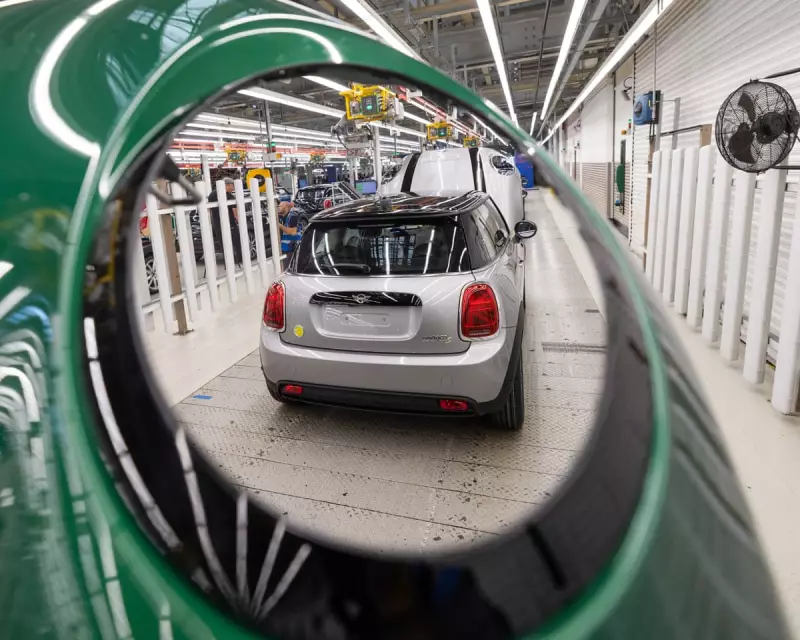 UK's Clean Energy Jobs at Risk from Over-Reliance on China, Warns Thinktank