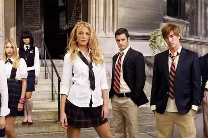 University Frenemy Drama: A Mother's Plea for Advice on Toxic Friendship