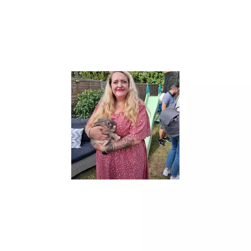 Waiter's Mocktail Mistake Sparks Nine Stone Weight Loss Transformation