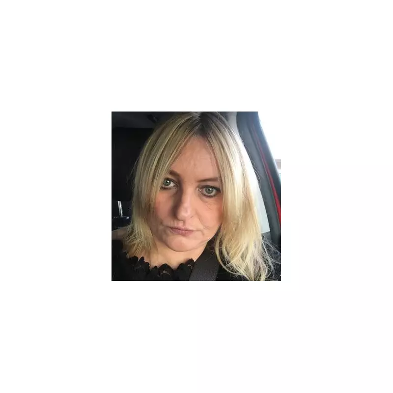 Woman loses fingers and toes after kidney stone leads to septic shock