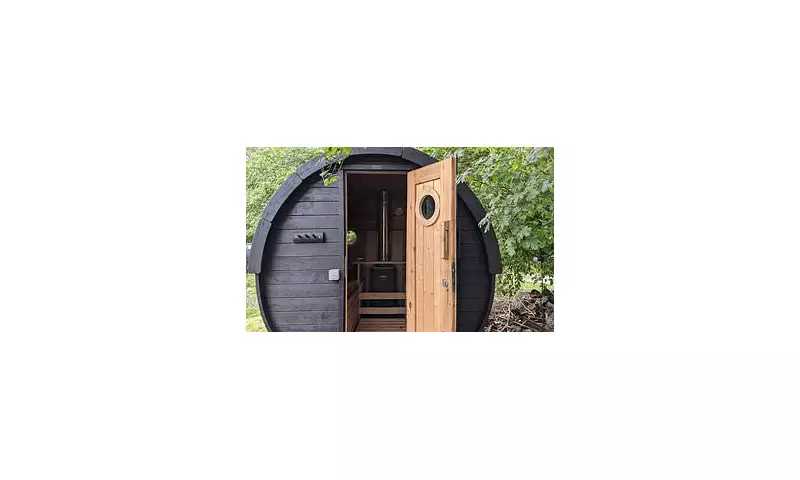 Wood House Space: A 45-Minute Eco-Retreat for 20 Near London