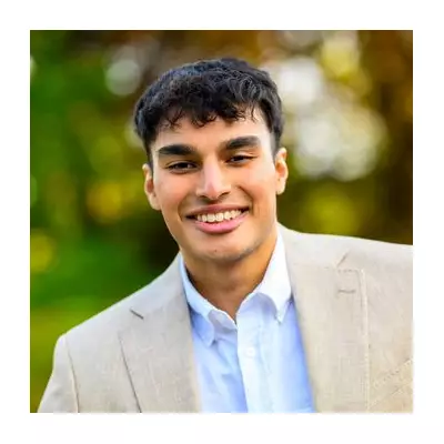 Billionaire Offers to Fund Traitors Star's Hajj Pilgrimage After Show Loss