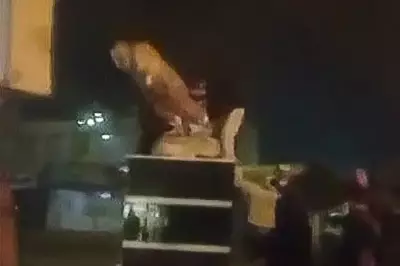 Iran Protests Escalate: Nationwide Internet Blackout Amid Anti-Regime Chants