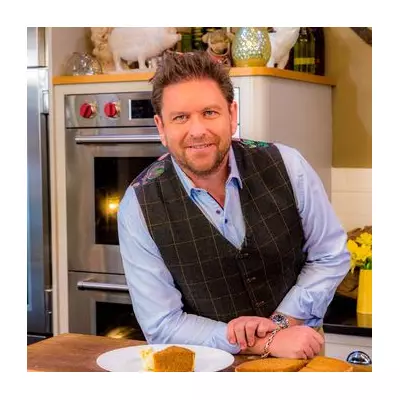 James Martin's Ultimate Fish and Chips: Chef Reveals Yorkshire 'Nirvana'