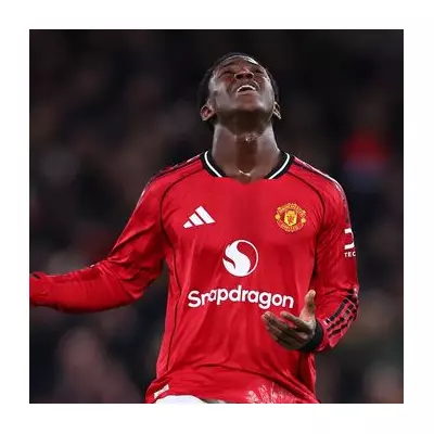 Kobbie Mainoo's Man Utd future in balance as Carrick faces transfer deadline