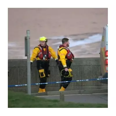 Major Search Off Withernsea Coast as Family Feared Missing in Treacherous Sea