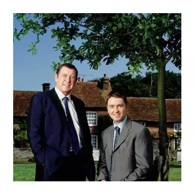 Midsomer Murders' Daniel Casey Thrills Fans in First Look at Stage Role