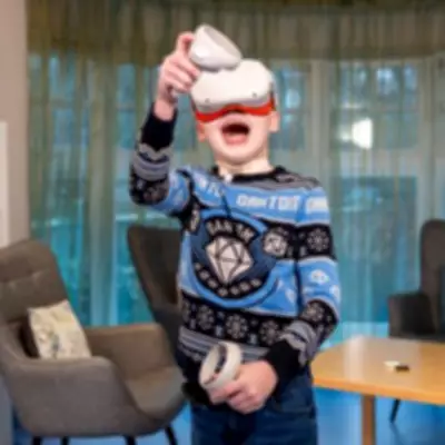 Mirror's Christmas Appeal Raises £30k for Lifelites Charity