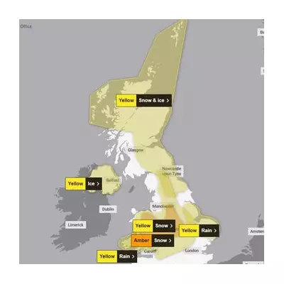 Storm Goretti: 100mph Winds and 30cm Snow Cause UK Travel Chaos