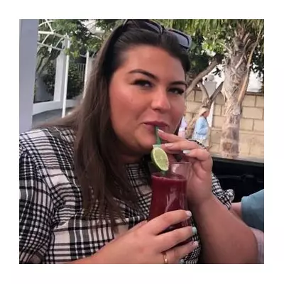 Woman loses 120lbs with one simple rule after seatbelt wake-up call