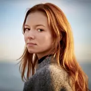 25 Beautiful British Girl Names: Meanings, Origins & Pronunciations