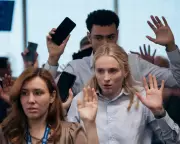 7 Must-See Streaming Picks: Sophie Turner's Heist Thriller & Ryan Murphy's New Drama