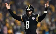 Aaron Rodgers Leads Steelers to NFL Playoffs with Dramatic 26-24 Win Over Ravens