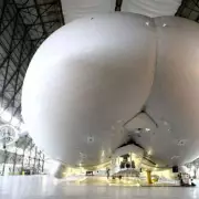Airlander 10: World's Largest 'Flying Bum' Aircraft Needs No Runway