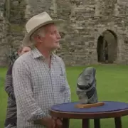 Antiques Roadshow Guest Stunned as £50 Car Boot Doorstop Valued at £15,000