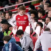 Arsenal Legend Alan Smith Urges Arteta to Drop Odegaard for Eze Amid Title Race Concerns