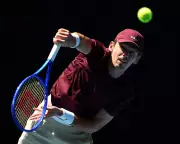 Australian Open Hit by Withdrawals: De Minaur and Berrettini Out on Day One