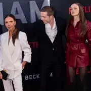Body Language Expert Reveals First Signs of Beckham Family Feud in Red Carpet Photos