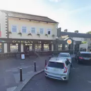 Brave Pub-Goers Tackle Masked Gunman in Dublin Bar, Avert Shooting