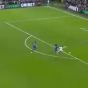 Chelsea's Marc Cucurella Sees Red in Fulham Defeat as Rosenior Watches