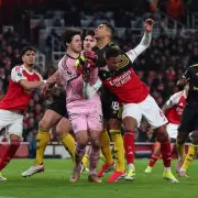 Clattenburg Demands Rule Change After Arsenal's Set-Piece Tactics in Man Utd Defeat
