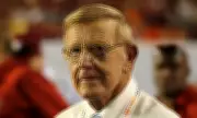 College Football Community Unites as Coaching Legend Lou Holtz Enters Hospice Care