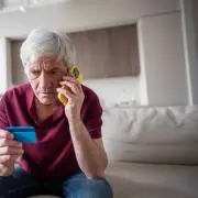 Credit Card Debt Soars 12.1% as UK Households Rely on Borrowing