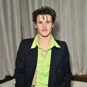 Cruz Beckham's Debut Single Stalls at 79 as Victoria's 2001 Hit Tops Charts