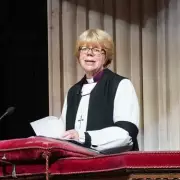 Dame Sarah Mullally's Historic Installation as Archbishop of Canterbury Disrupted by Heckler