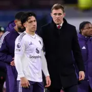 Darren Fletcher's Man Utd audition ends in Burnley draw as Solskjaer chants heard