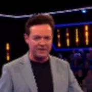 Deal or No Deal's Stephen Mulhern Reveals Banker Secrets to Fans