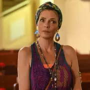 Death In Paradise Star Reveals Character's Betrayal After Commissioner's Exit