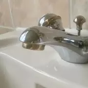 Ditch Vinegar: Powerful Citric Acid Spray Banishes Brown Limescale in 15 Minutes