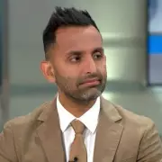 Dr Amir Khan's Two-Word Fix for 'Clicking Knees' - What You Need to Know