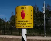 Estonia Bans 261 Russian Combatants from Entry, Urges EU-Wide Visa Ban