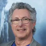 Everest Survivor Declared Dead Returns 'Like Walking Dead' After 1996 Storm