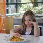 Expert Reveals Why Toddlers Refuse Food & The Method To Follow