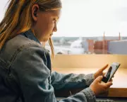 Experts Urge Broader Digital Safeguards Beyond Social Media Ban for Children