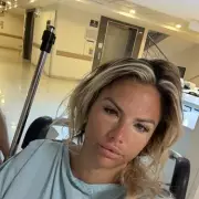 Hairstylist's 'Girl Boss' Work Ethic Led to Life-Threatening Sepsis on Holiday