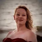 ICE Shooting Video Contradicts Trump's 'Domestic Terrorist' Claim About Mum-of-Three