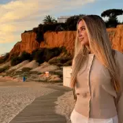 Influencer Quits 'Stay-At-Home Girlfriend' Life: 'I Don't Want To Be A Trophy Wife'