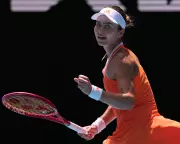 Iva Jovic Reaches Australian Open Quarter-Finals, Echoing Venus Williams' 1998 Feat