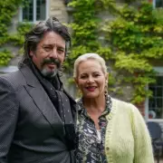 Laurence Llewelyn-Bowen defends multi-generational family home in Cotswolds