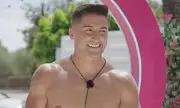 Love Island All Stars' Sean Stone Ditches 'Cringe' Sweet Chat-Up Lines After Mum's Warning