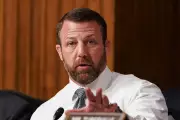 MAGA Figures Defend Minneapolis Shooting as Senator Mullin Labels Victim 'Deranged'