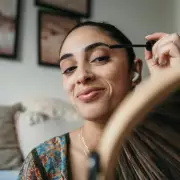 Make-Up Warning: Check Expiry Dates Now to Avoid Painful Eye Styes