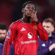 Man Utd Transfer Update: Amorim Exit Impacts Zirkzee & Mainoo Futures