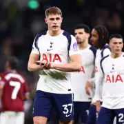 Man Utd Transfer Updates: Nmecha Talks & £100m Van de Ven Price Tag